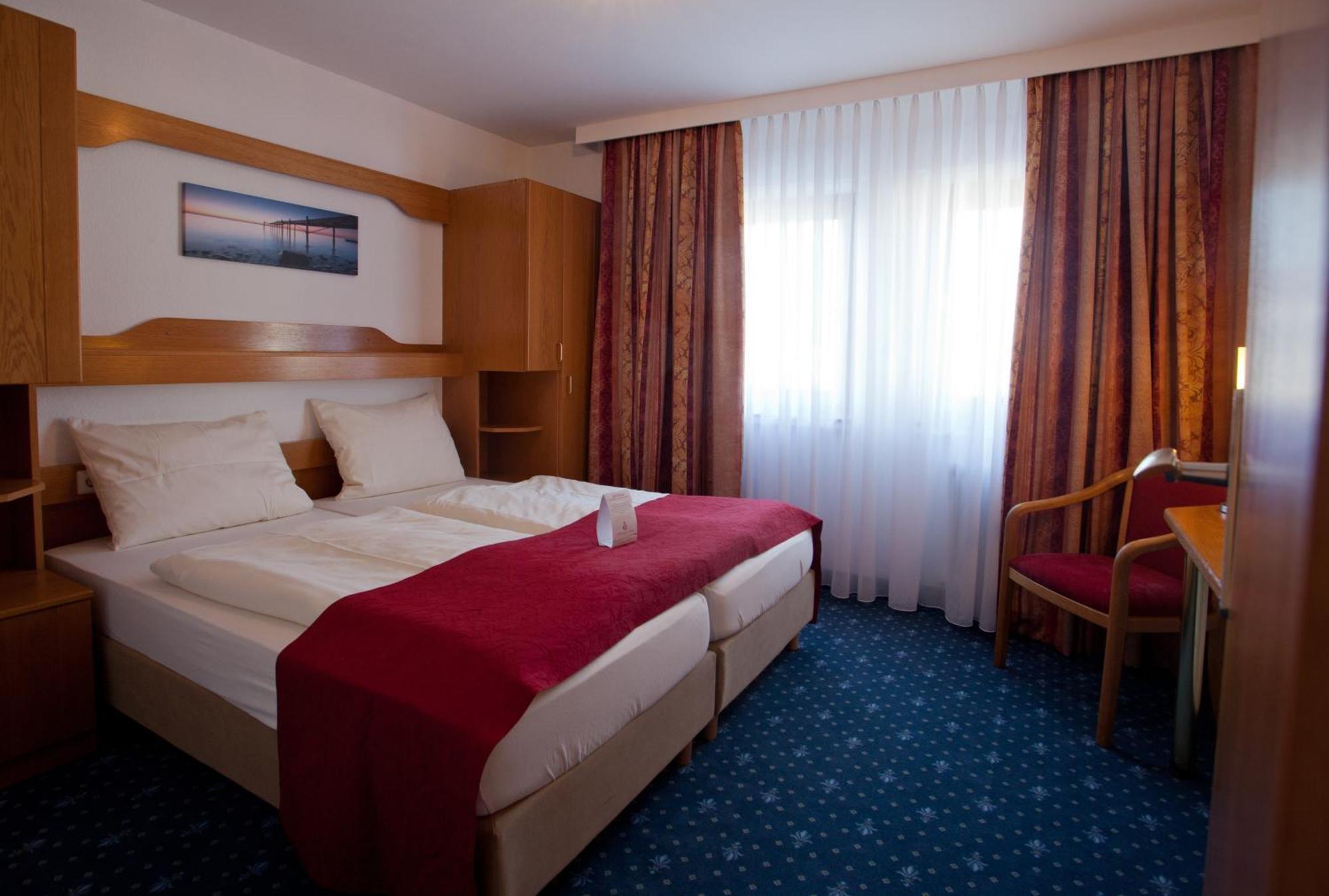 Hotel Knaus Am Hafen Uhldingen-Mühlhofen